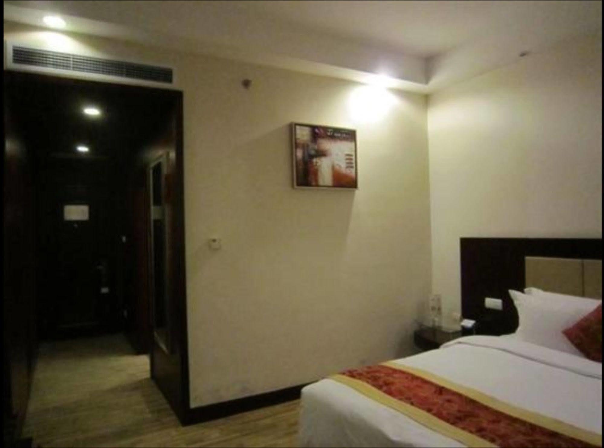 Grand Metropark Hotel Shandong Jinan Bagian luar foto