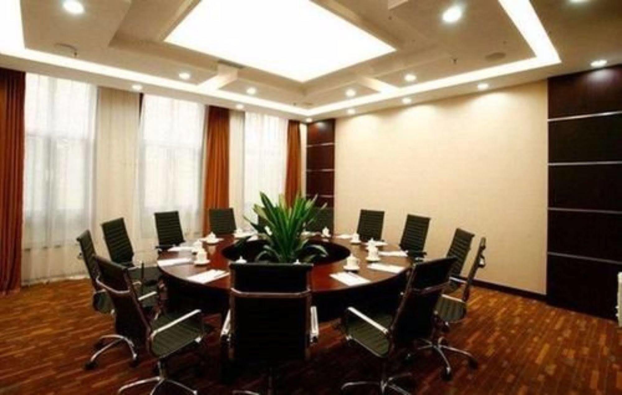 Grand Metropark Hotel Shandong Jinan Bagian luar foto